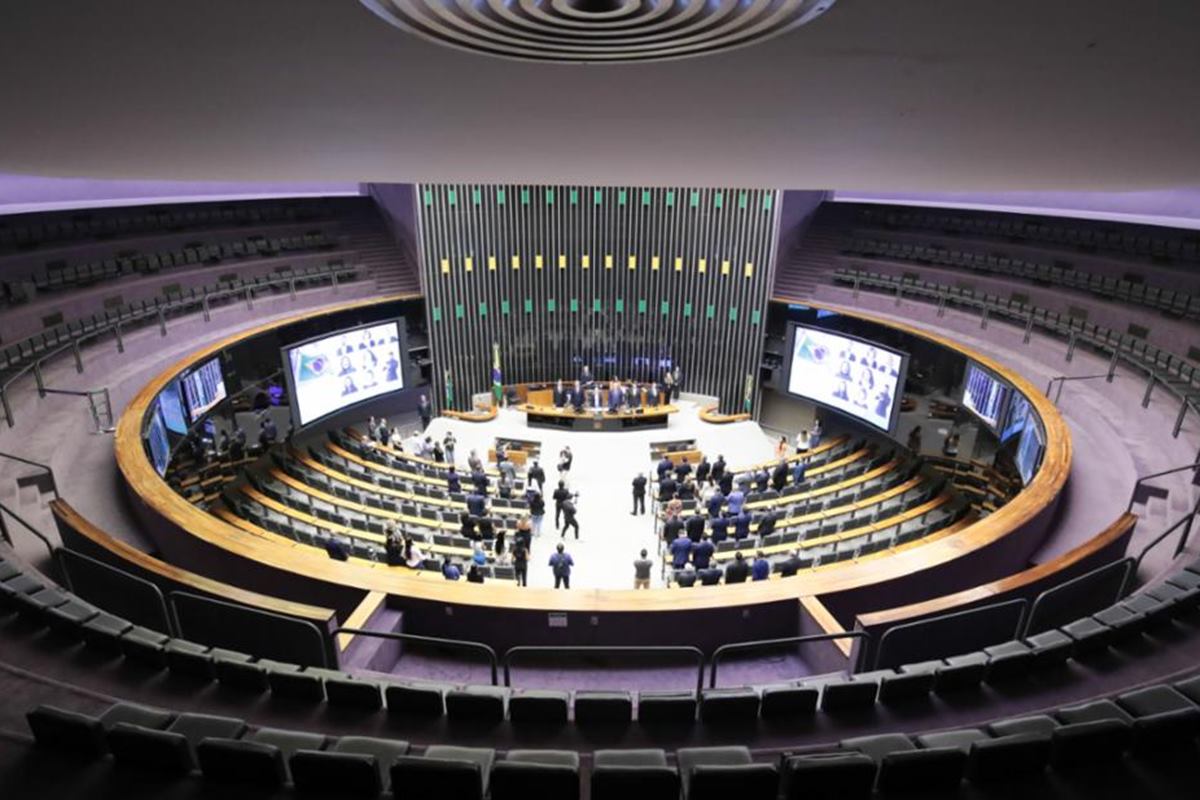 Foto colorida do Plenário da Câmara dos Deputados tributária carne - Metrópoles