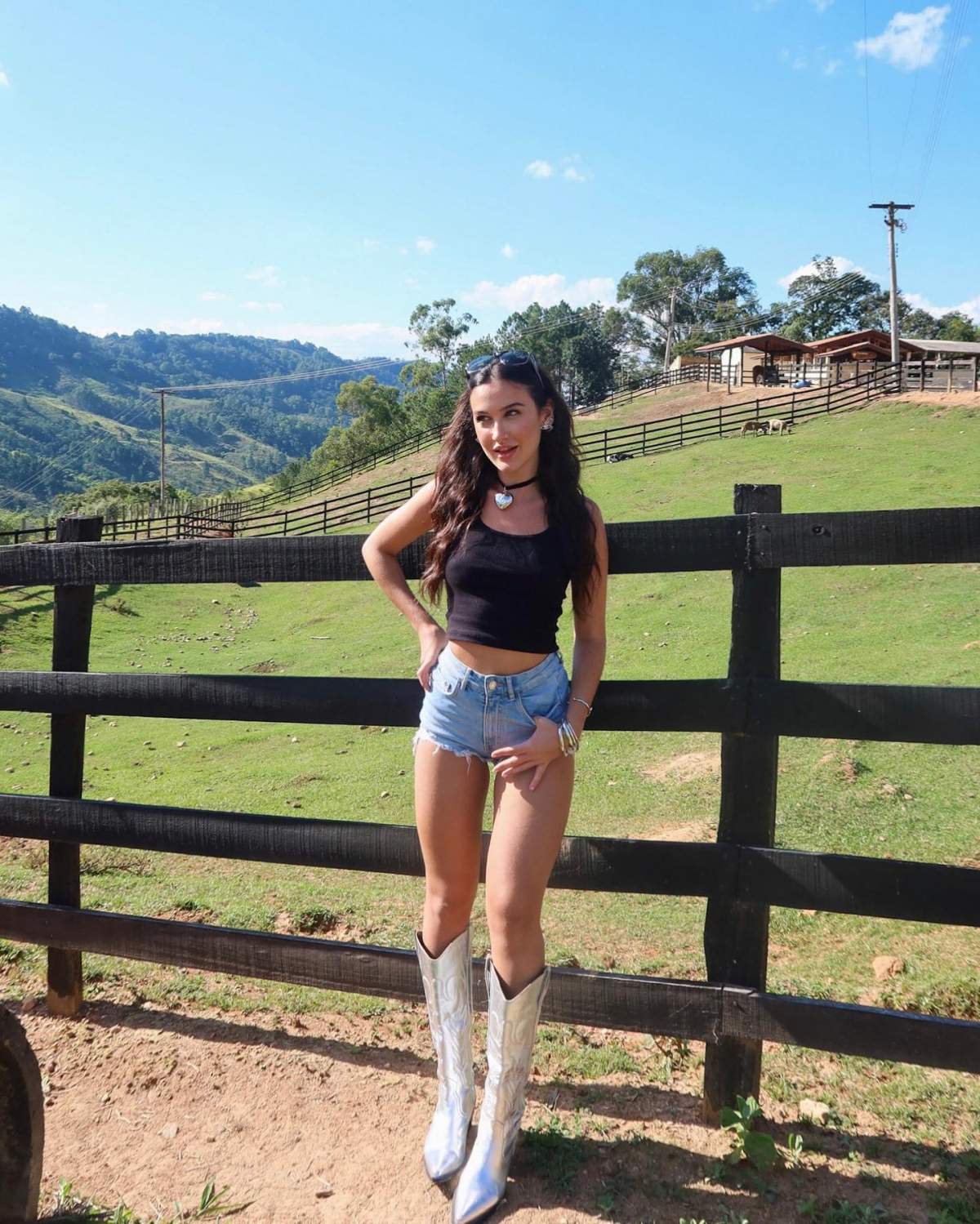 Foto de looks cowgirl - metrópoles
