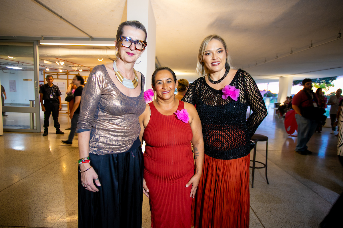 As vencedoras do Prêmio Engenho Mulher 2024 - Sandra Lia Simon, Carmélia Teixeira da Silva Pereira e Rejane Pacheco de Carvalho