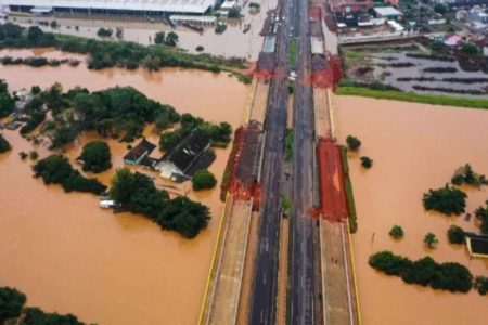 Imagem colorida de enchente no Rio Grande do Sul - Metrópoles