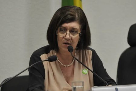 Imagem colorida de Magda Chambriard - Metrópoles