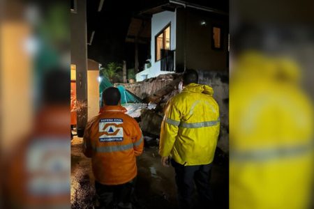 O local precisou ser interditado pela Defesa Civil - Metrópoles