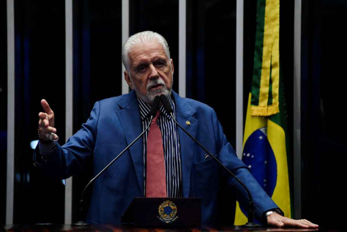 Líder do governo no Senado, Jaques Wagner (PT-BA)
