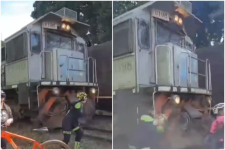 Imagem colorida mostra momento em que ciclista é atingida por trem - Metrópoles