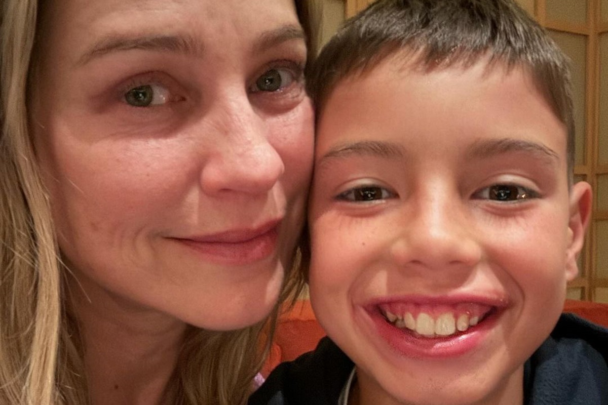 Luana Piovani posa com o filho mais velho, Dom - Metrópoles