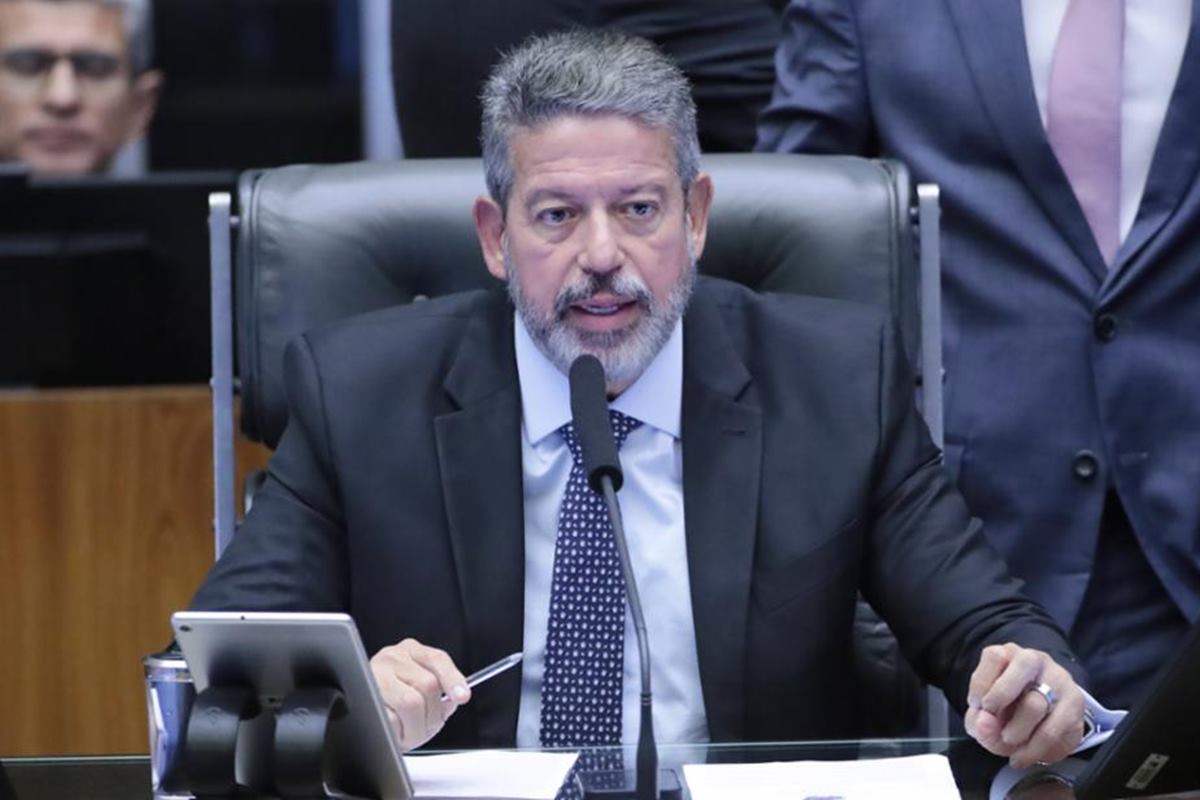 Foto colorida do presidente da Câmara dos Deputados, Arthur Lira - Metrópoles