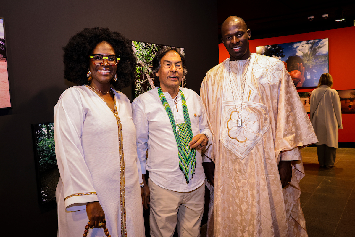 Lançamento da exposição Hiromi Nagakura até a Amazônia com Ailton Krenak