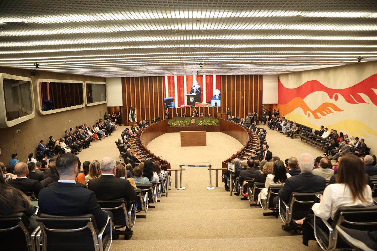 desembargadores Maria de Lourdes Abreu e José Firmo Reis tomaram posse na Ouvidoria-Geral do TJDFT