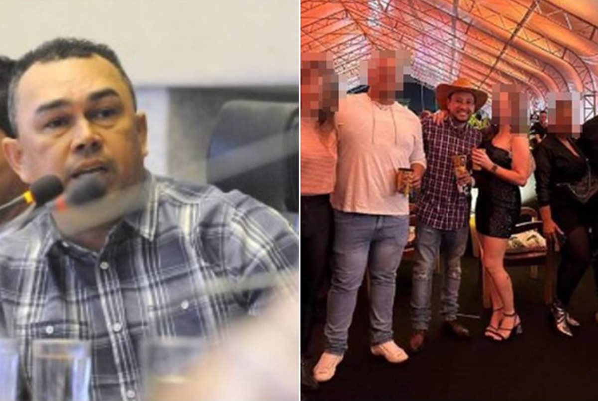 homens em evento