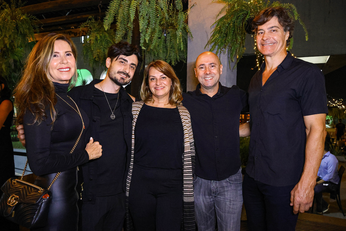 Ana Luiza Carvalho, Marcelo Zackseski, Cristina Zackseski, Alexandre Leite e Joselito Pacheco