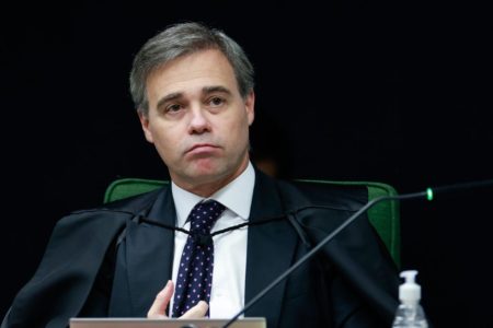 André Mendonça