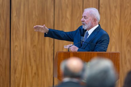 Presidente da Repúplica Luiz Inácio Lula da Silva discursa durante evento de governo - Metrópoles