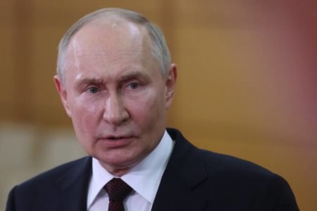 Imagem colorida mostra o presidente da Rússia, Vladimir Putin - Metrópoles