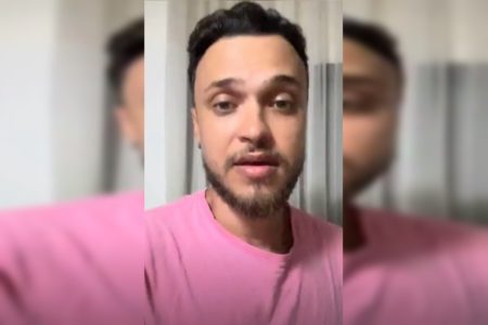 Influencer Igor Viana falando sobre filha