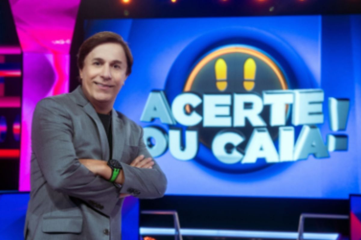 Tom Cavalcante nos bastidores do seu game show, Acerte ou Caia