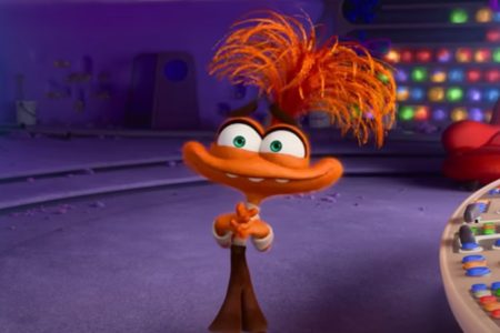 Imagem mostra a personagem Ansiedade do filme Divertida Mente em pé - Metrópoles