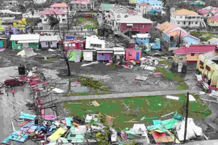 imagem colorida. destruição furacão Beryl