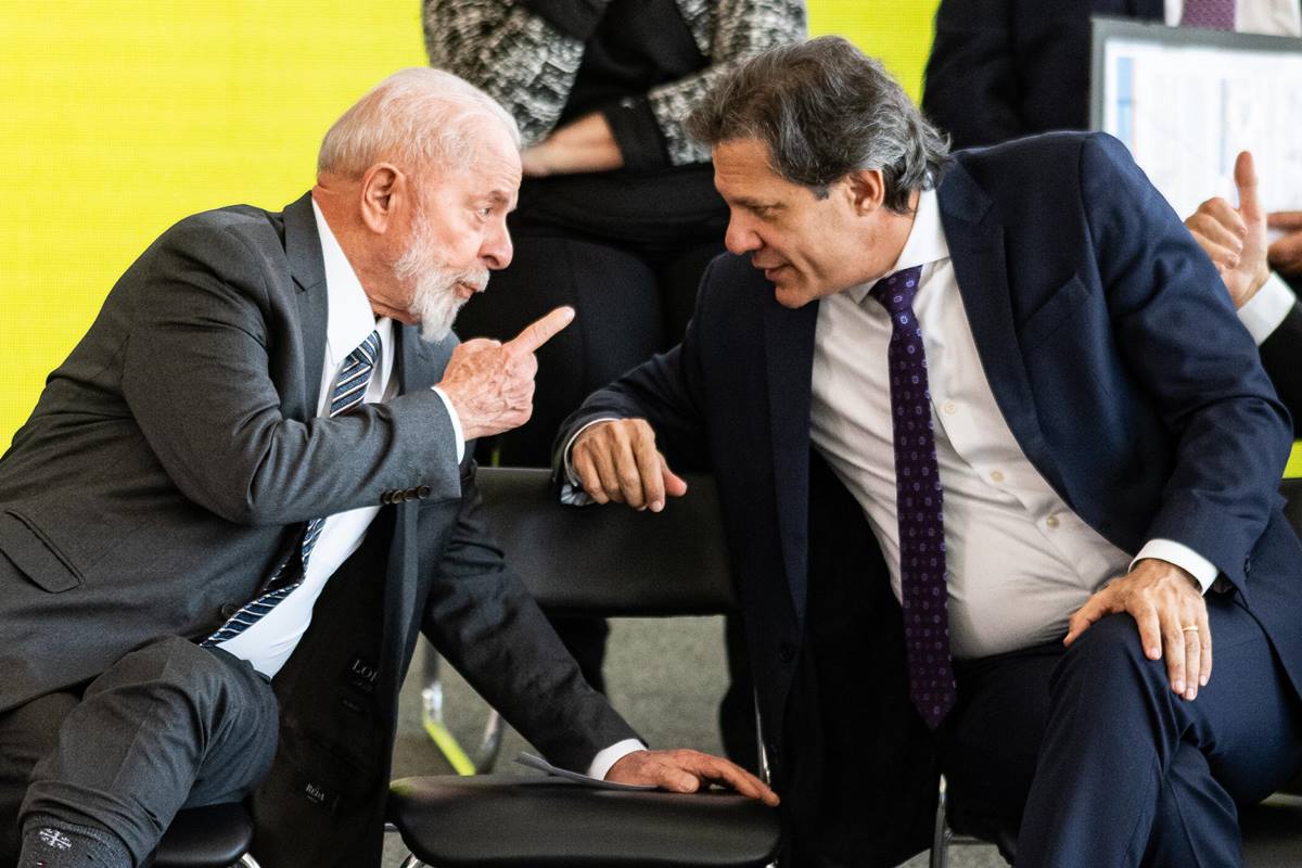 Imagem colorida do presidente Luiz Inácio Lula da Silva e do ministro Fernando Haddad - Metrópoles