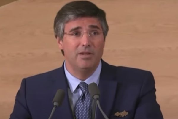 André Esteves