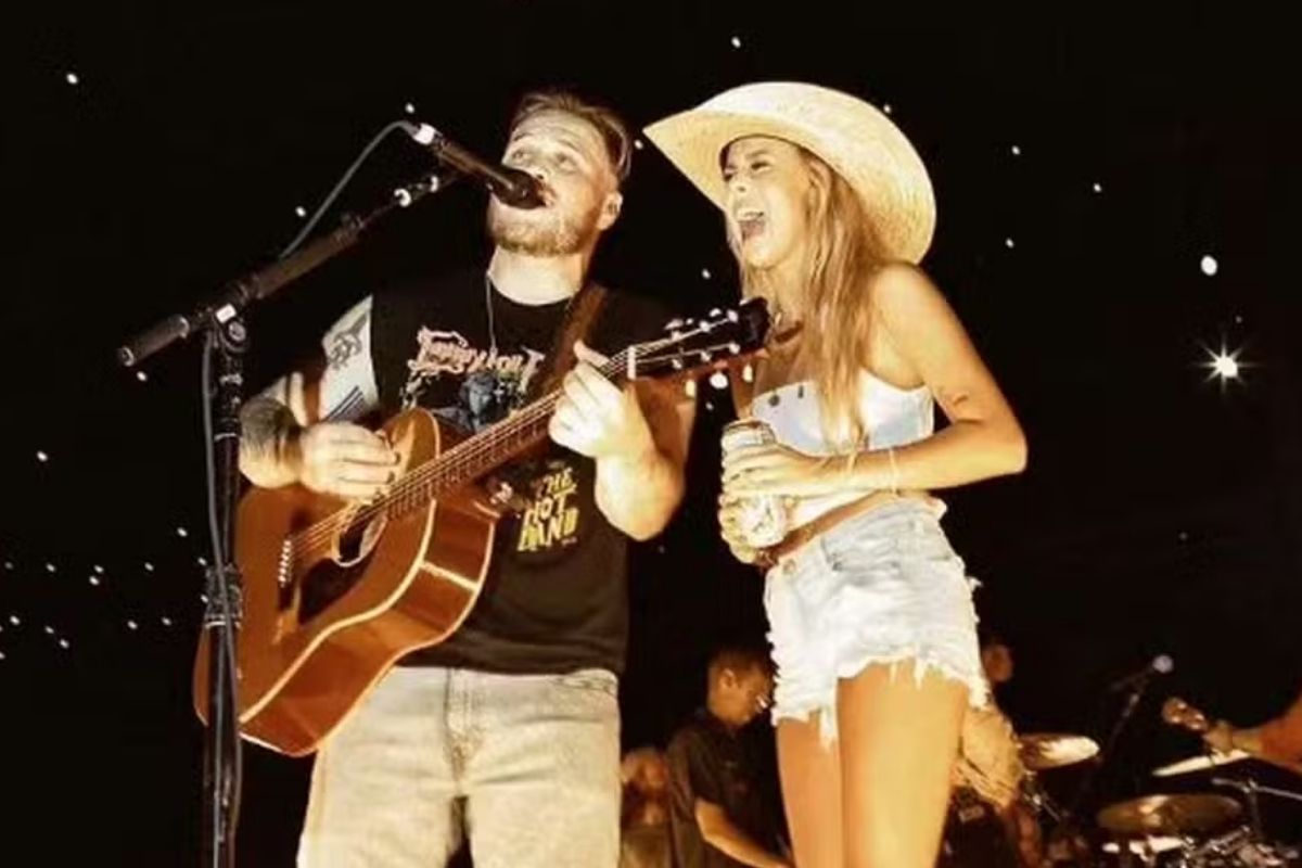 Hailey Welch, a garota "Hawk Tuah" com astro do country Zach Bryan