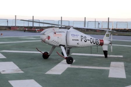 imagem colorida do drone usado pela Petrobras em teste para o transporte de cargas para plataformas em alto mar - Metrópoles