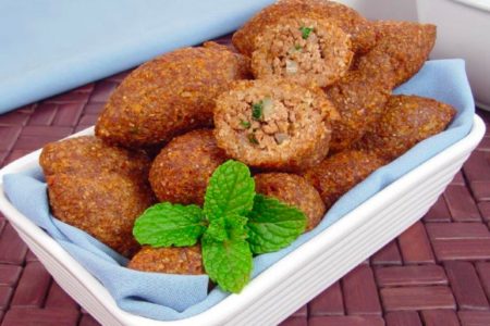 quibe frito de carne moída