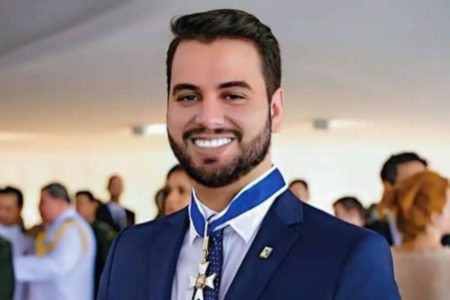 Imagem colorida de Filipe Martins - Metrópoles