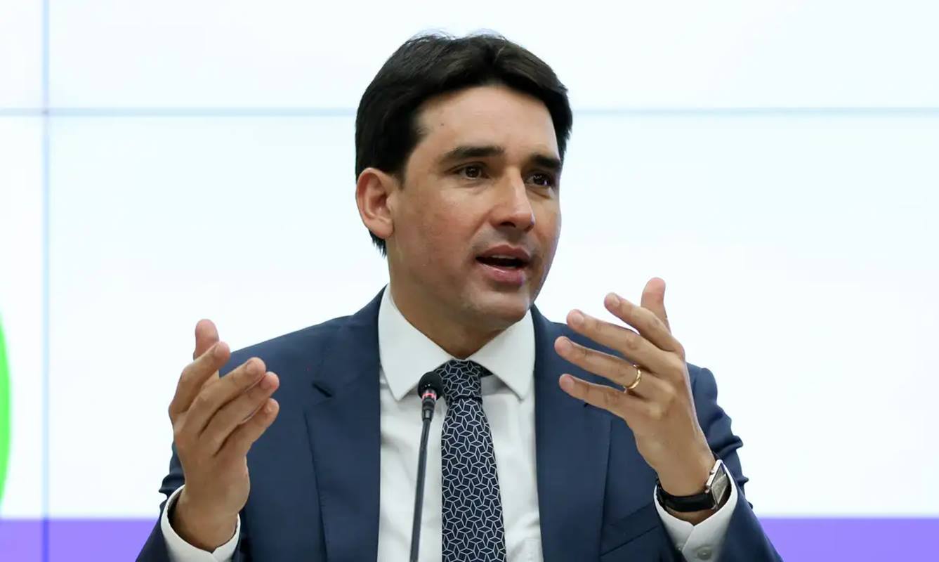 Ministro de Portos e Aeroportos, Silvo Costa Filho é do Republicanos