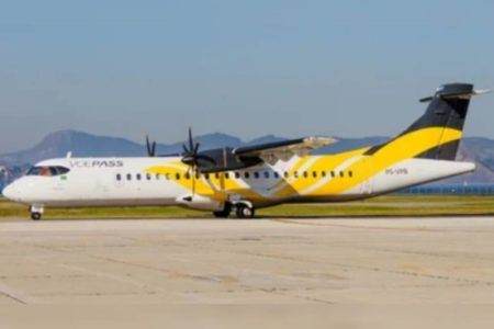 imagem colorida do avião PS VPB da VoePass que caiu em vinhedo (sp)