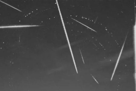 Observatório de Nhandeara, no interior de São Paulo, registra chuva de meteoros - Metrópoles