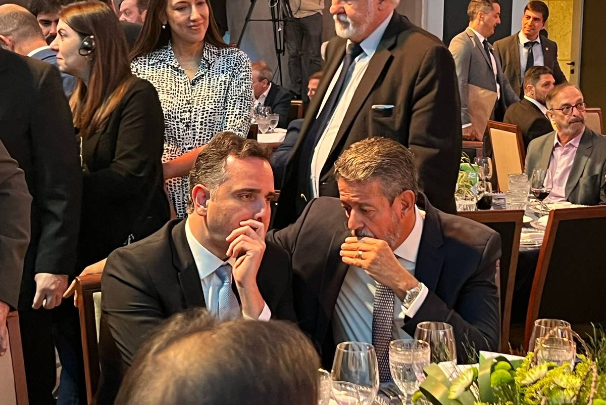 Lira e Pacheco