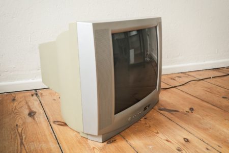 Imagem colorida de Televisão de Tubo - Metrópoles