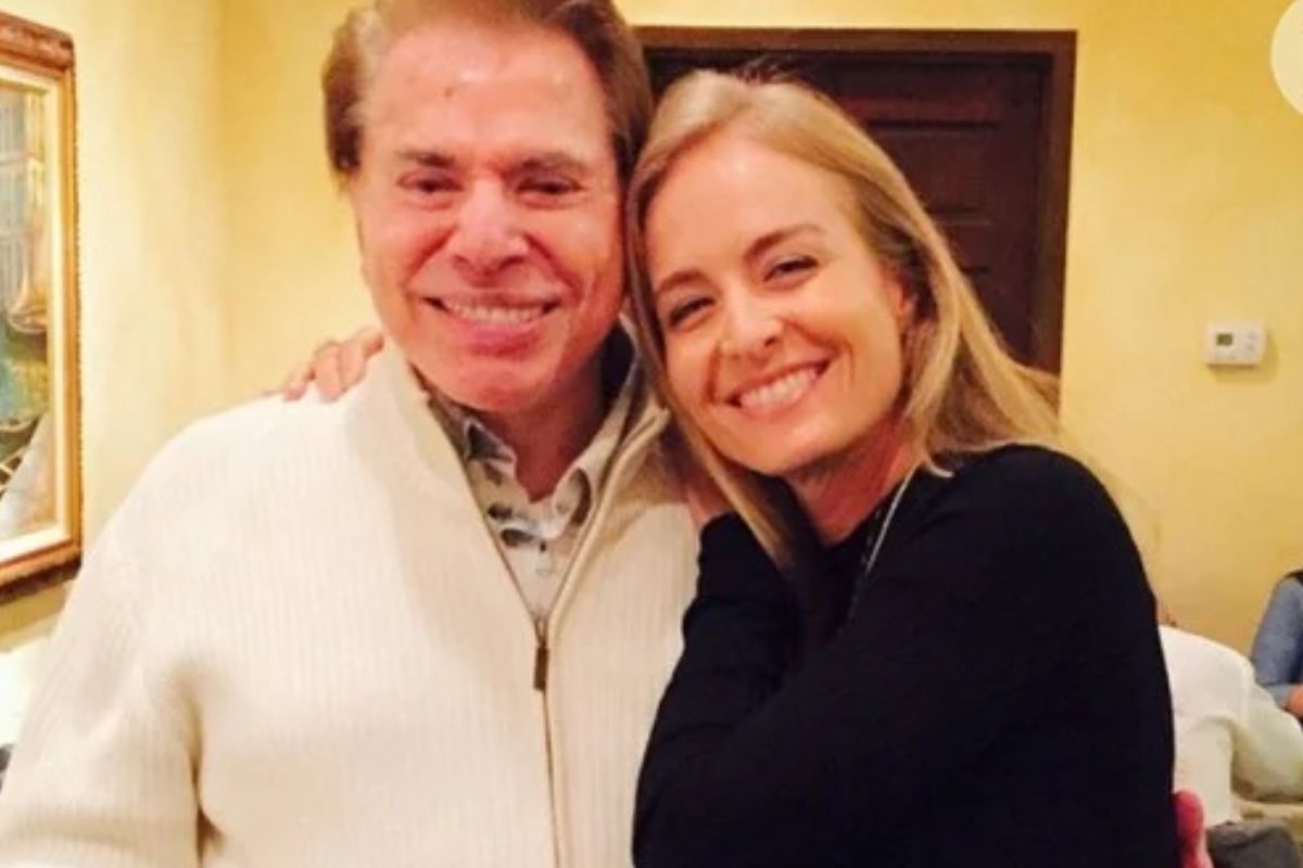 Foto colorida de Silvio Santos e Angélica - Metrópoles