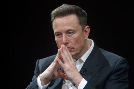 Elon Musk defende sanções a Moraes