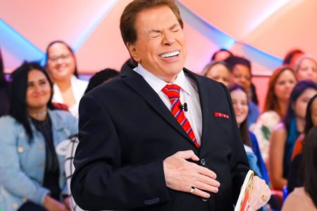 Foto colorida de Silvio Santos - Metrópoles