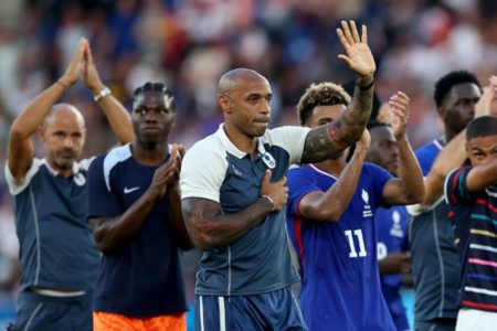 Imagem colorida de henry com a França - Metrópoles