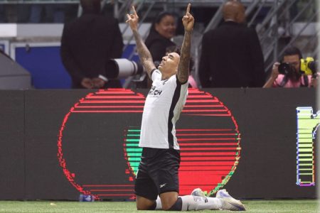 Imagem colorida duelo entre Botafogo e Palmeiras- Metrópoles