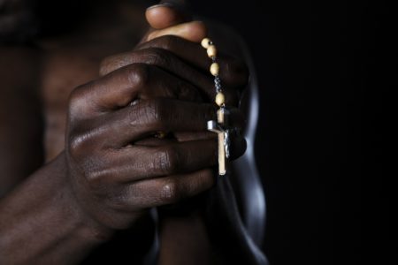 Imagem colorida de pessoa negra