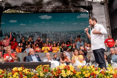 Lula e Boulos em ato de campanha em SP - Metrópoles