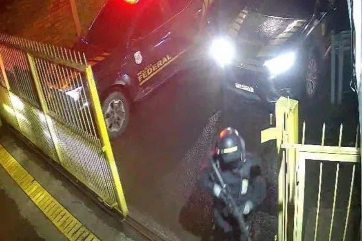 Farda, armas de guerra e granadas. Como foi o maior assalto do PCC
