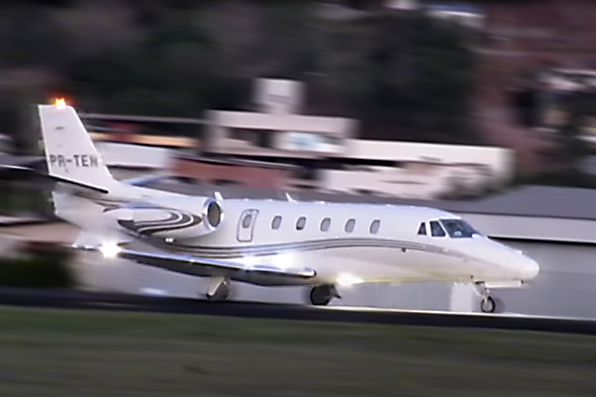 Aviao gustavo lima