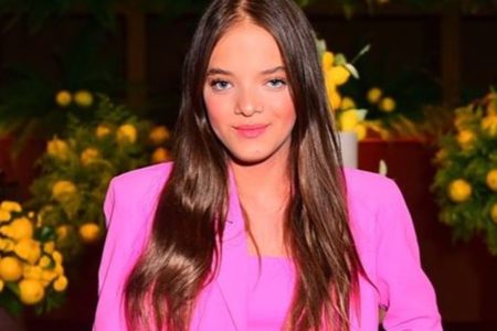 Rafa Justus posa com um look todo rosa - Metrópoles