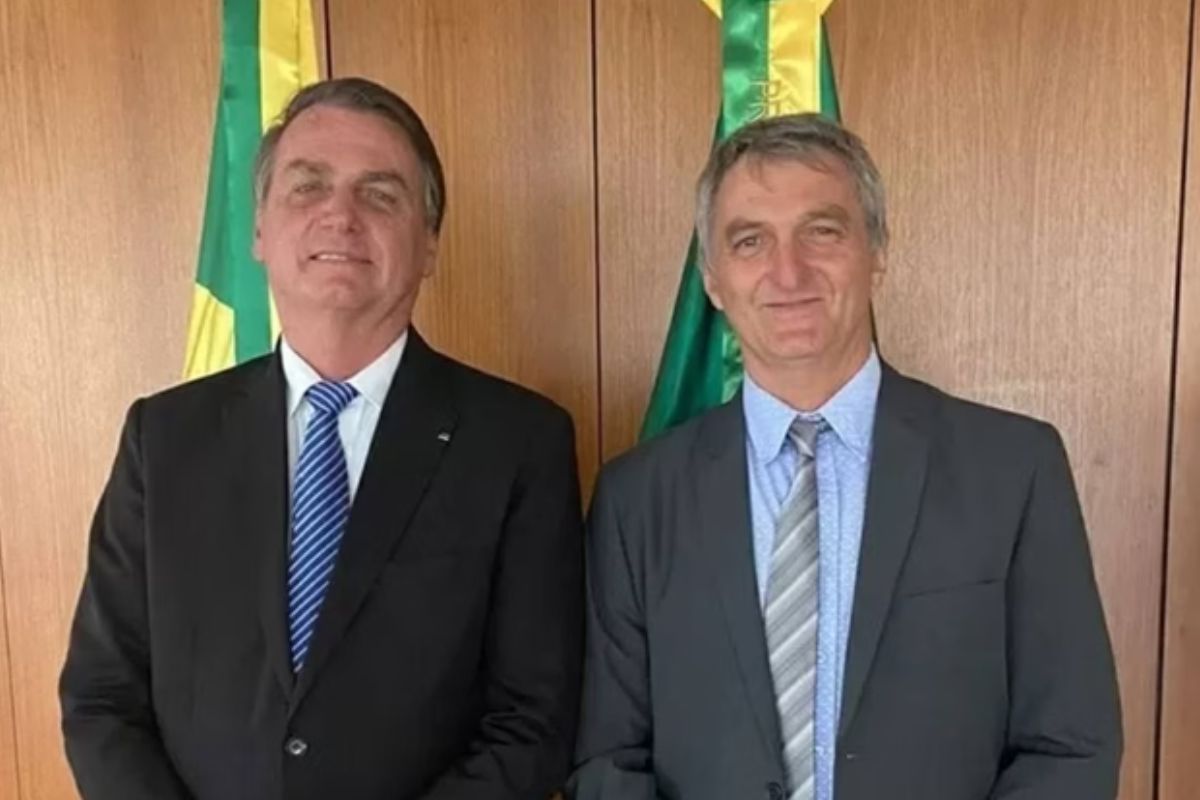 Jair Bolsonaro e Renato Bolsonaro