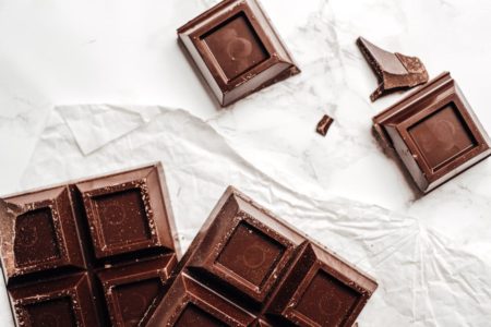 Barra de chocolate feita de cacau - Metrópoles