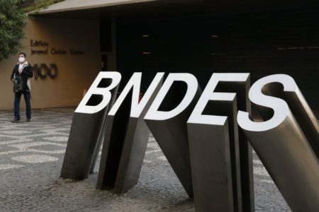 Imagem colorida, agência BNDES