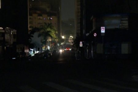 Apagão atinge centro de SP - Metrópoles