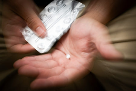 imagem ilustrativa remédio opioide opioides vicio droga Metropoles