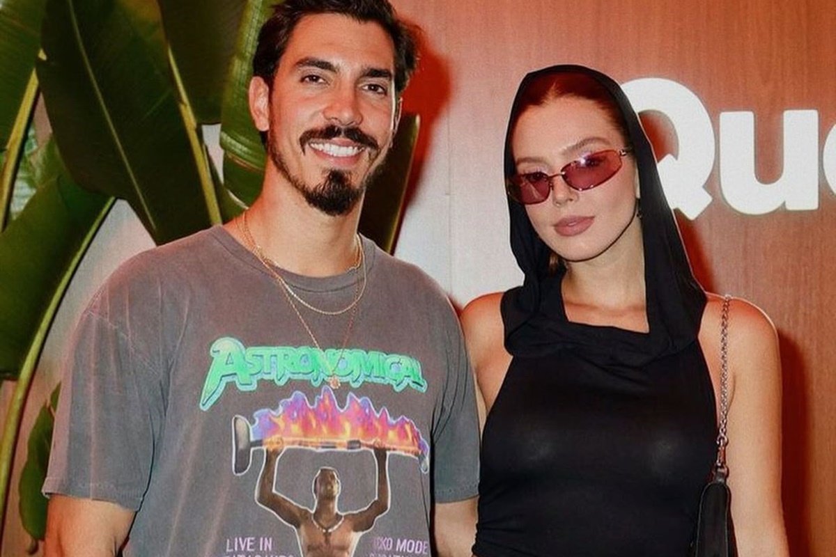 Gabriel David e Giovanna Lancellotti posam juntos nos bastidores do Rock In Rio - Metrópoles