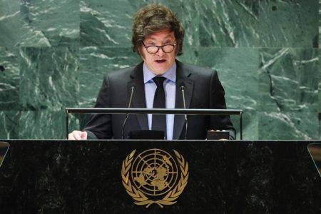 Imagem colorida mostra o presidente da Argentina, Javier Milei - Metrópoles