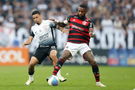 Imagem colorida de Flamengo e Corinthians - Metrópoles